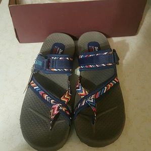 Sketchers sandals
